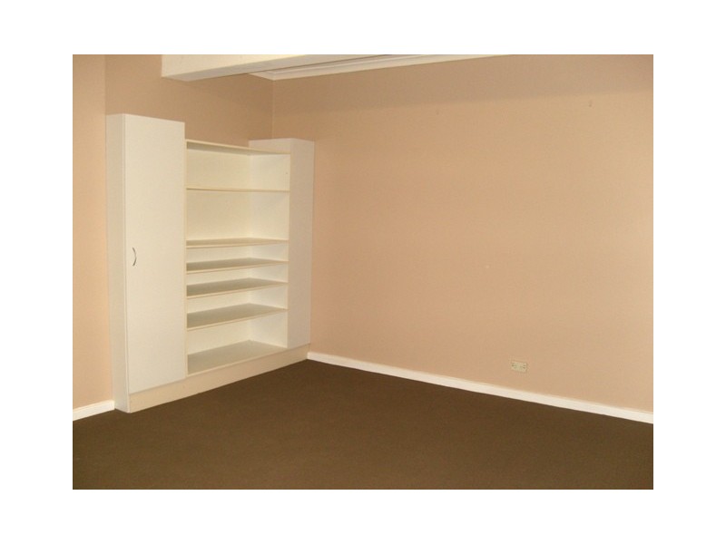 2/116 Lachlan Street, Macquarie ACT 2614