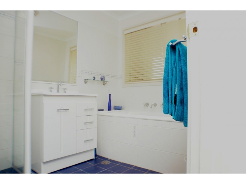 84 Shakespeare Crescent, Fraser ACT 2615