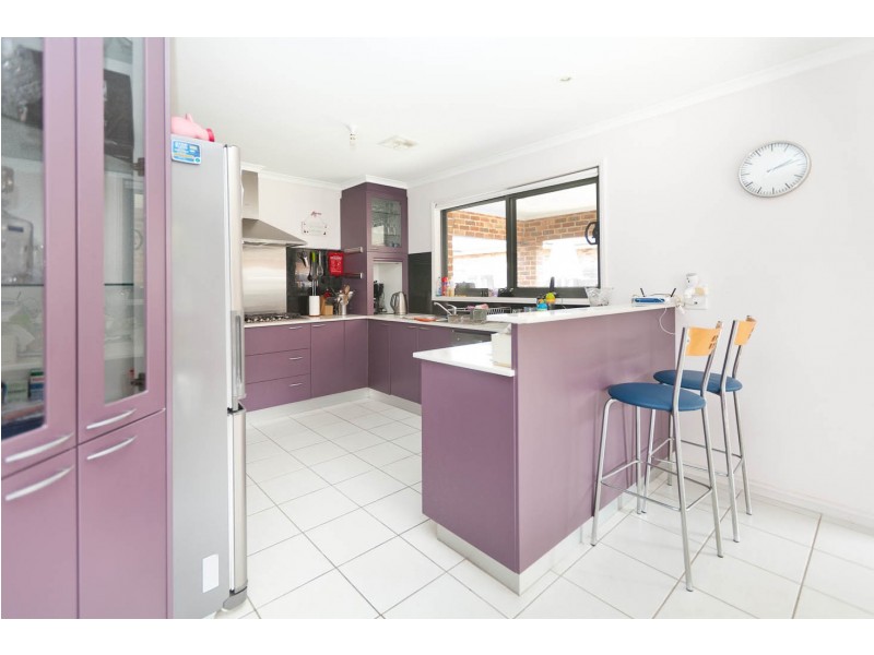 18 Hanrahan Crescent, Dunlop ACT 2615