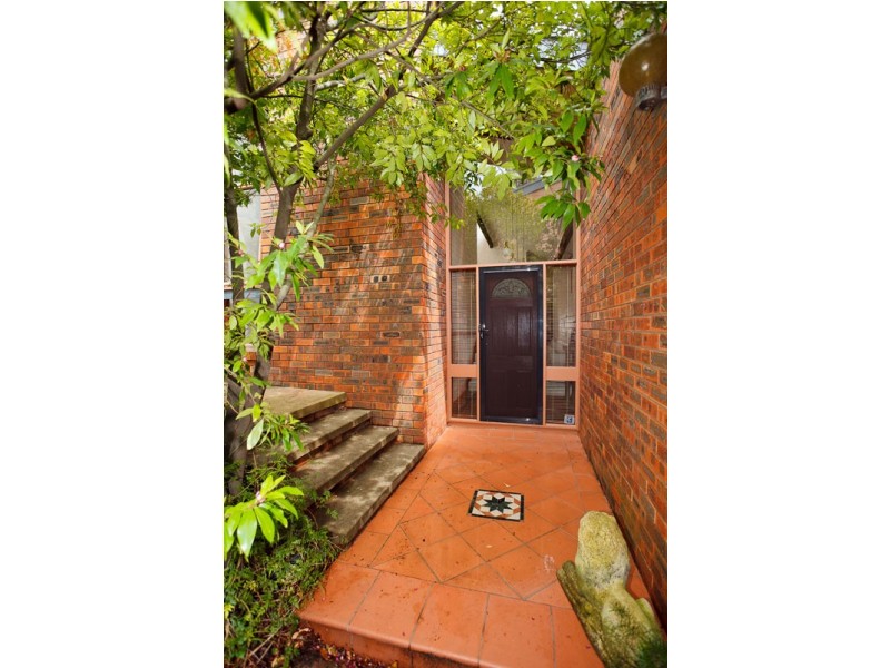 16 Foskett Place, Fraser ACT 2615