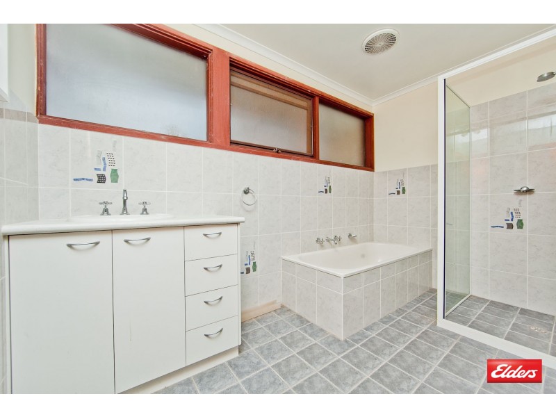 18 Mcelhone Court, Belconnen ACT 2617