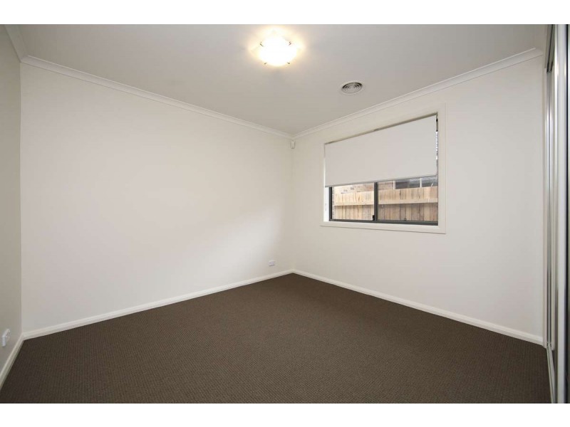 24 Kylie Tennant, Franklin ACT 2913