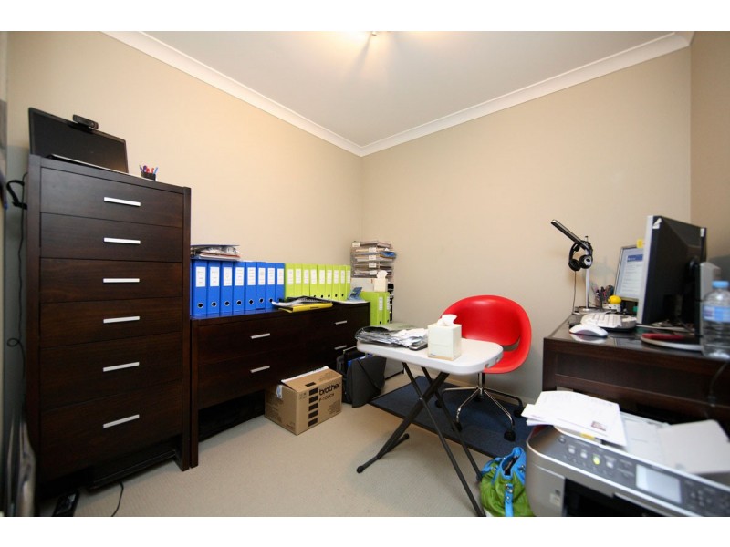 1 Doris Turner Street, Forde ACT 2914