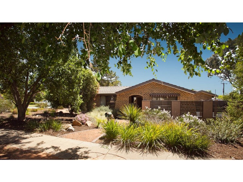 4 Canopus Crescent, Giralang ACT 2617
