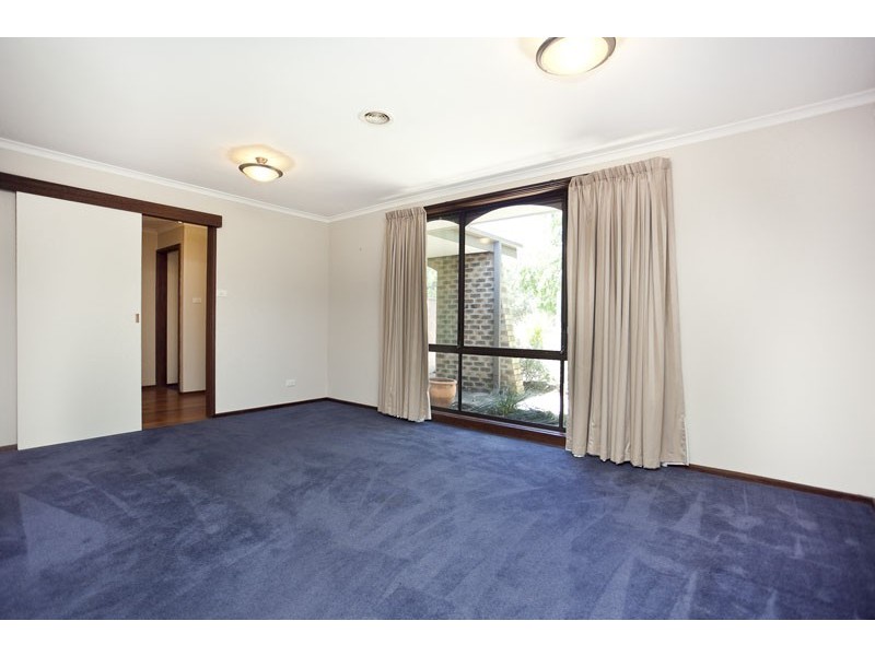 4 Canopus Crescent, Giralang ACT 2617