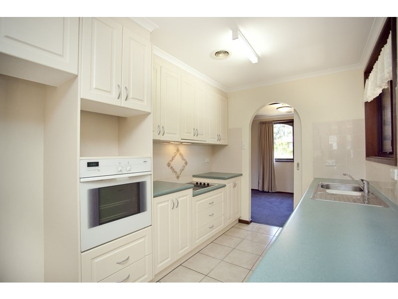 4 Canopus Crescent, Giralang ACT 2617