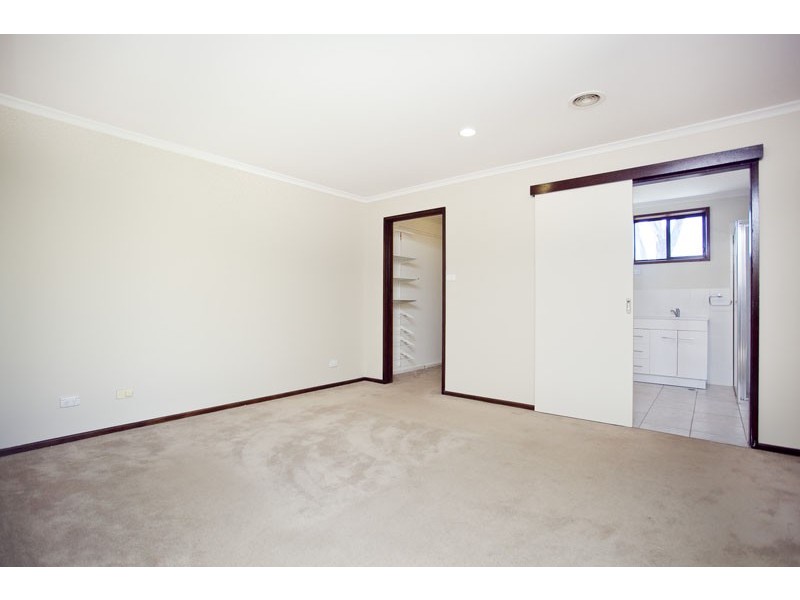 4 Canopus Crescent, Giralang ACT 2617