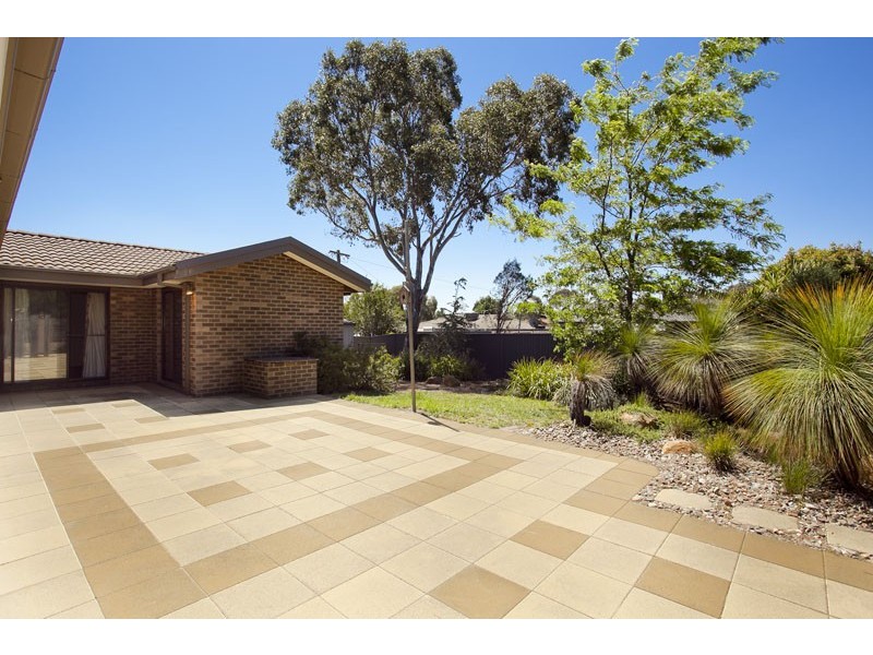 4 Canopus Crescent, Giralang ACT 2617