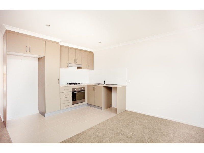 6/204 Macfarlane Burnet Avenue, Macgregor ACT 2615