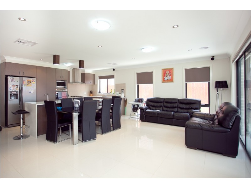 63 Charles Perkins Circuit, Bonner ACT 2914