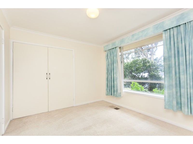 14 Douglas Place, Curtin ACT 2605