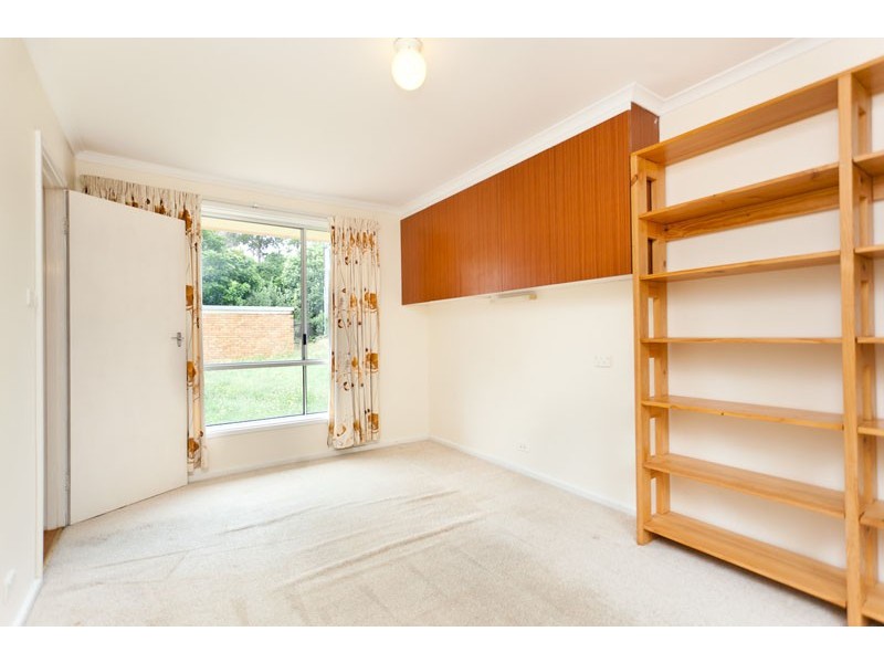 14 Douglas Place, Curtin ACT 2605