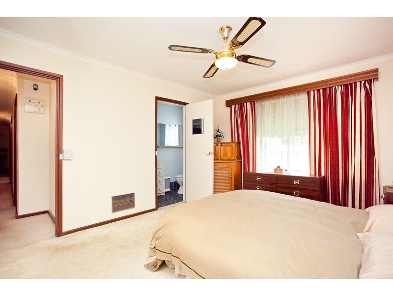 24 Daintree Crescent, Kaleen ACT 2617