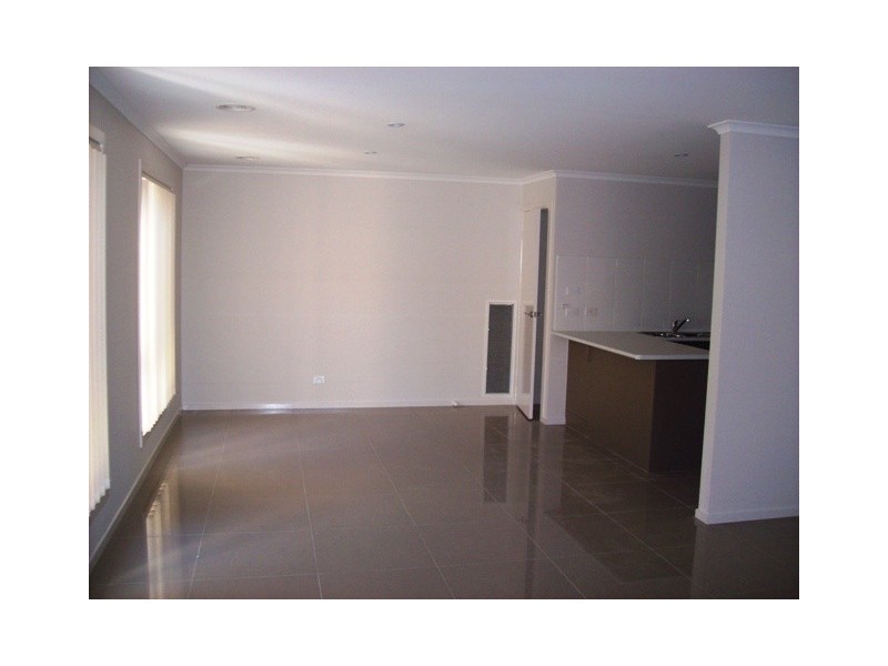 17 Wilenski Street, Casey ACT 2913