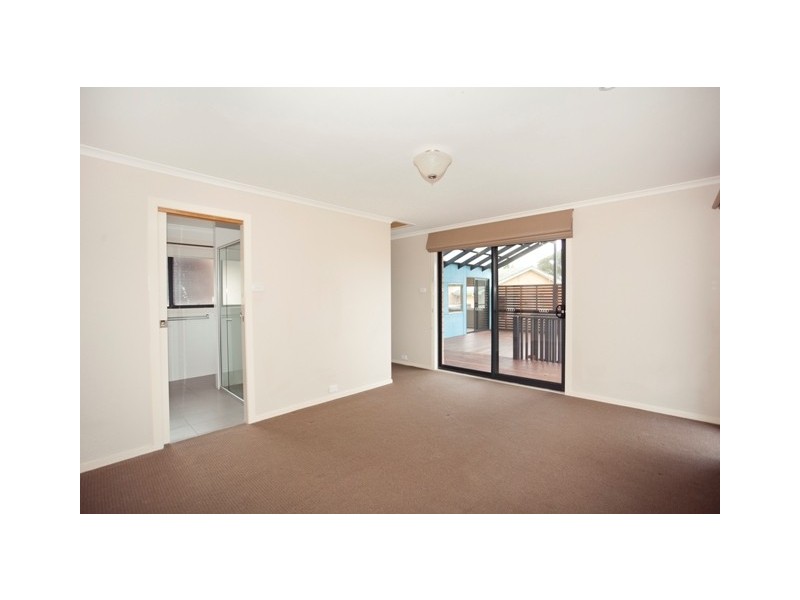 26 Badgery Street, Macquarie ACT 2614