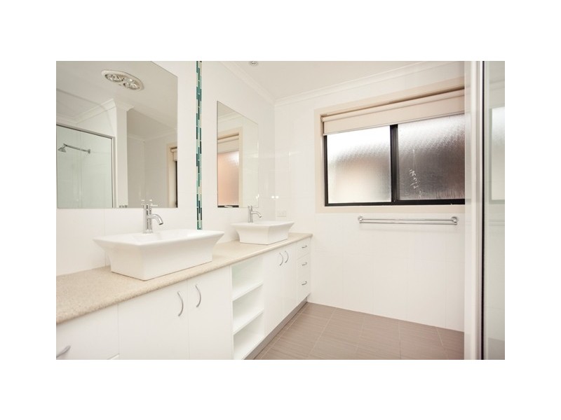26 Badgery Street, Macquarie ACT 2614
