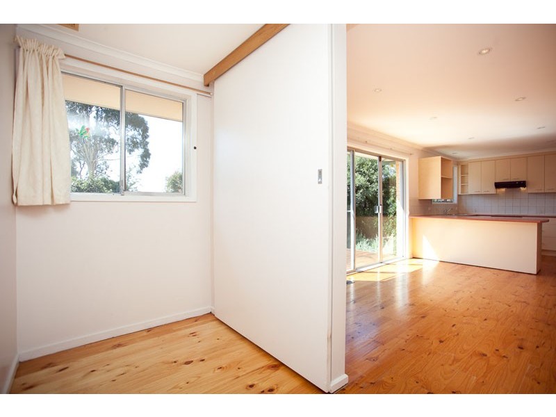 46  Kinleyside Crecent, Weetangera ACT 2614