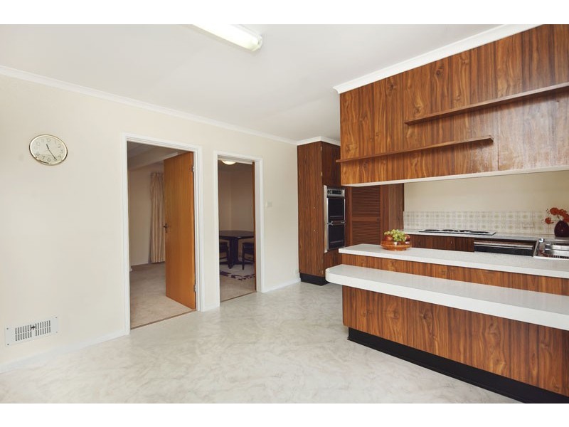 1 Mathieson Cres, Weetangera ACT 2614