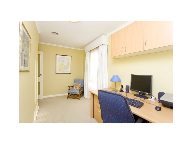 11 Wallace Place, Melba ACT 2615