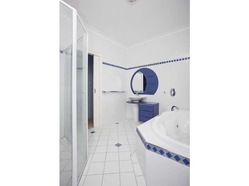 81 Weddin Circuit, Palmerston ACT 2913