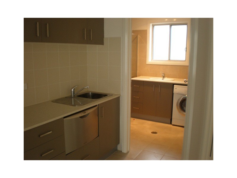 8 Huyer Street, Gungahlin ACT 2912