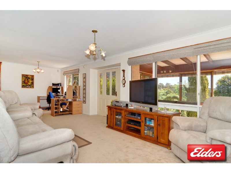 51 Wrenfordsley Place, Latham ACT 2615