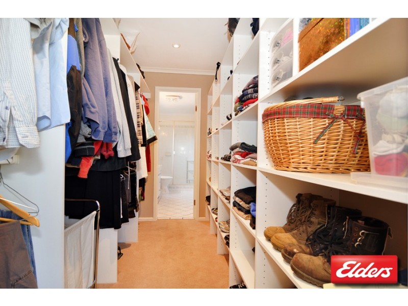 51 Wrenfordsley Place, Latham ACT 2615