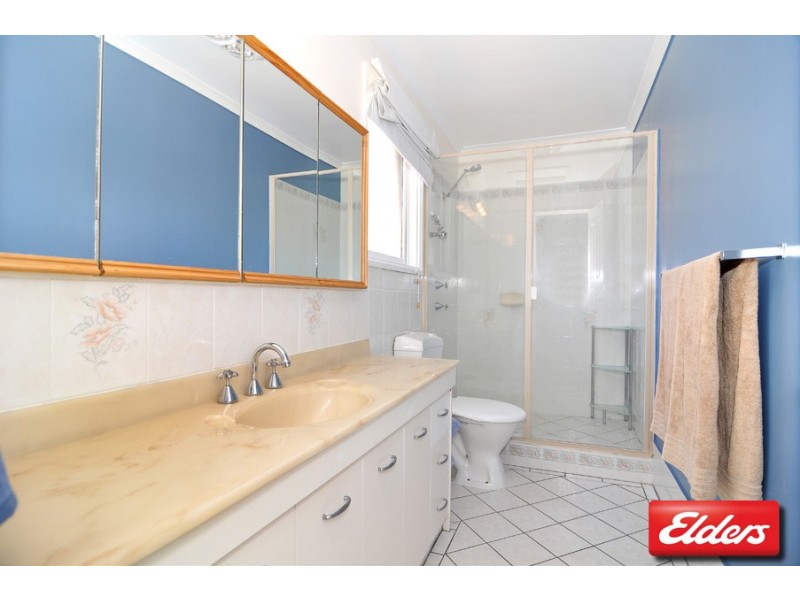 51 Wrenfordsley Place, Latham ACT 2615