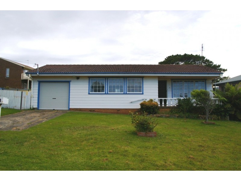 4 Amhurst Street, Dalmeny NSW 2546