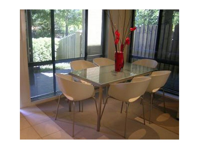 2/72 Torrens Street, Braddon ACT 2612