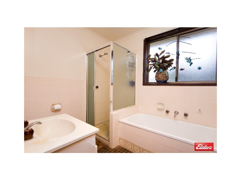 194 Dexter Street, Cook ACT 2614