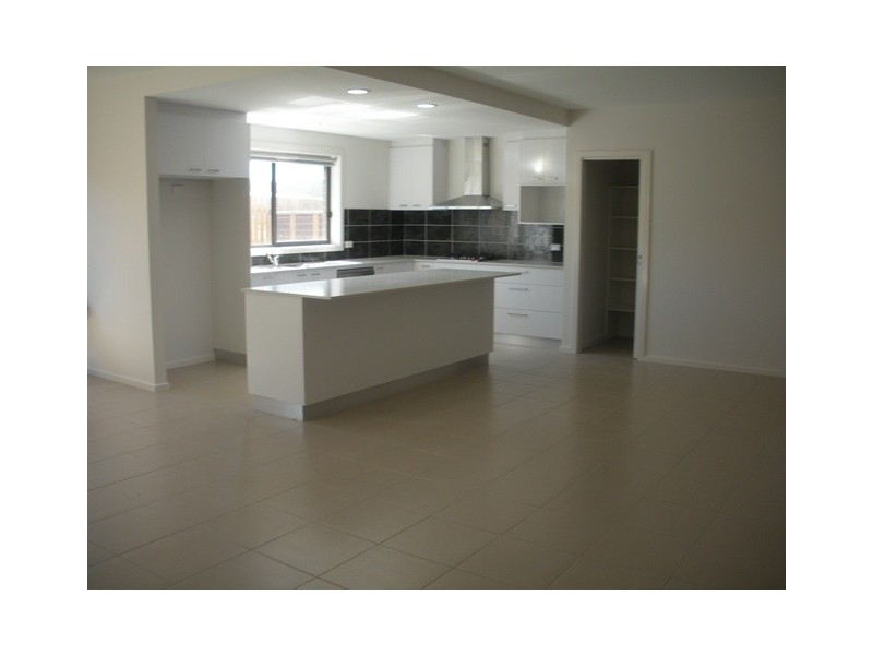 27 Syddall Street, Bonner ACT 2914