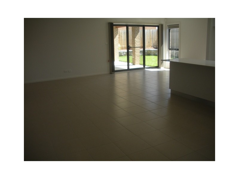 27 Syddall Street, Bonner ACT 2914