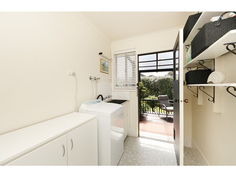 3 Gurner Street, Latham ACT 2615