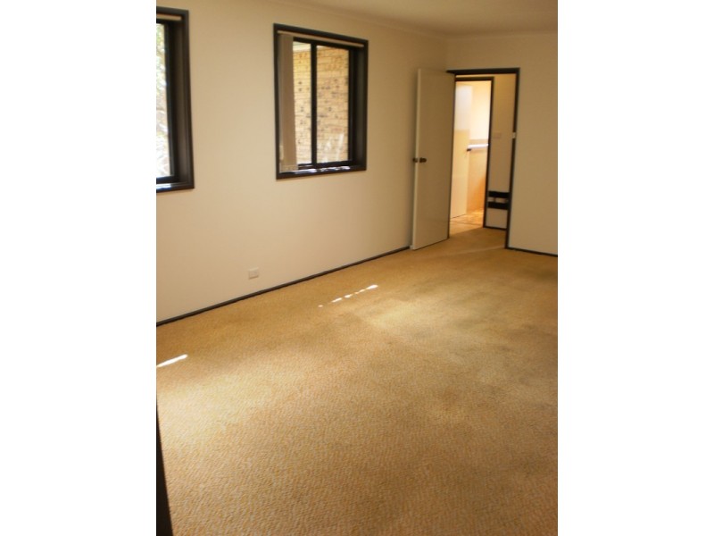 126 Dexter Street, Cook ACT 2614