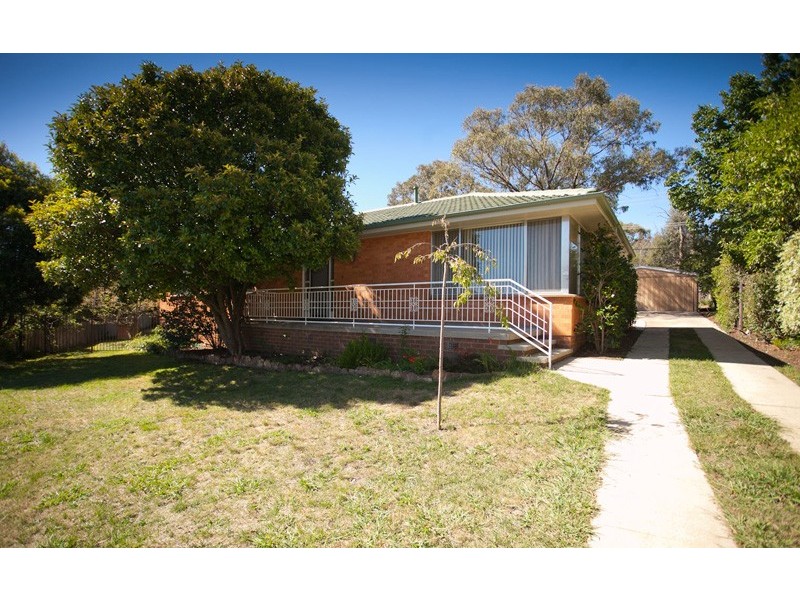 7 Weir Place, Higgins ACT 2615