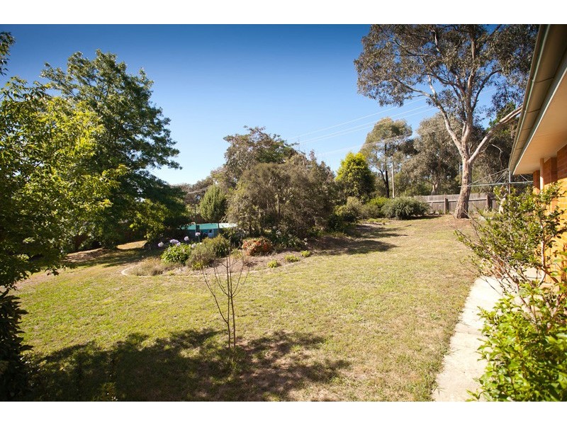 7 Weir Place, Higgins ACT 2615