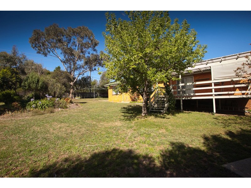 7 Weir Place, Higgins ACT 2615