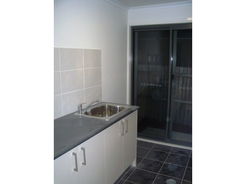 99 Overall Avenue, Casey ACT 2913