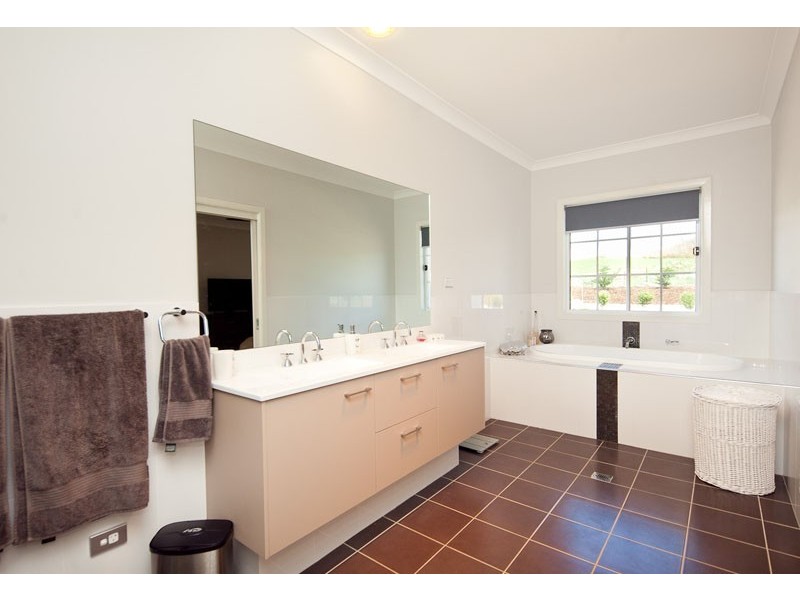 7 Thoroughbred Drive, Murrumbateman NSW 2582