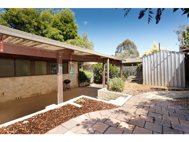 12 Bunker Place, Charnwood ACT 2615