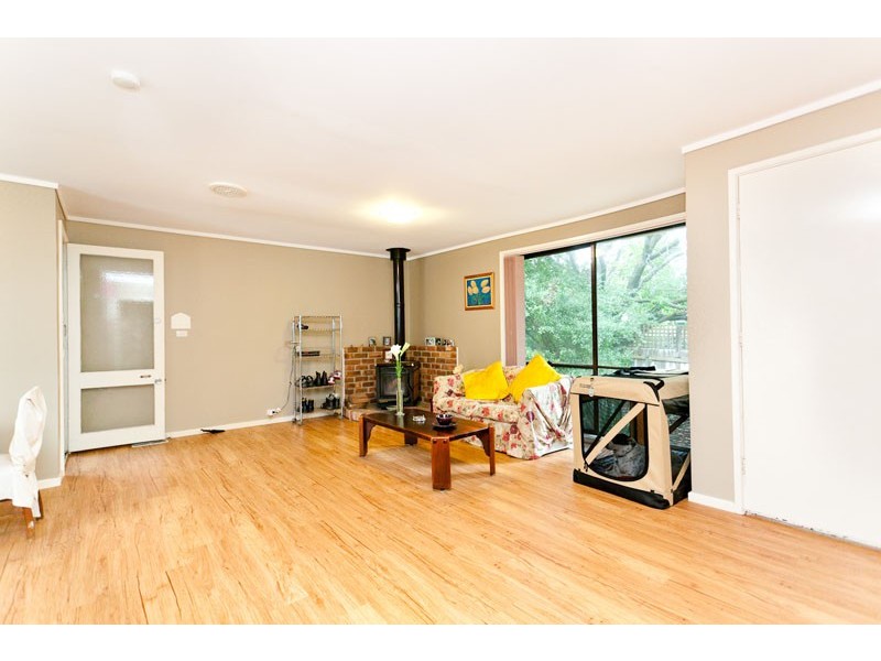 12 Bunker Place, Charnwood ACT 2615