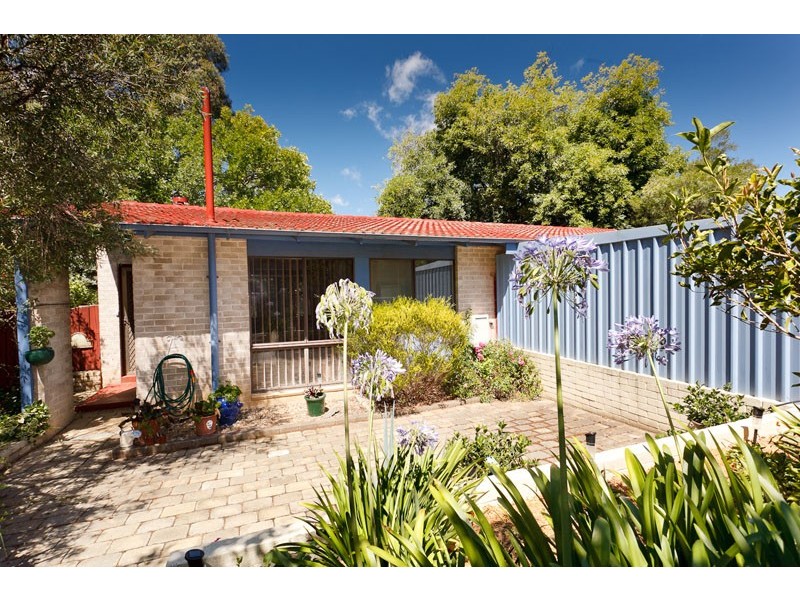 12 Bunker Place, Charnwood ACT 2615