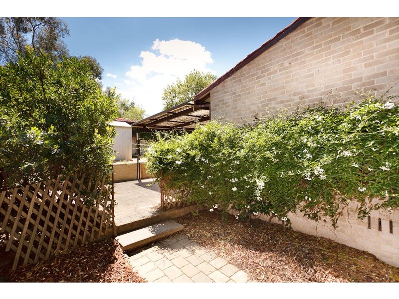 12 Bunker Place, Charnwood ACT 2615