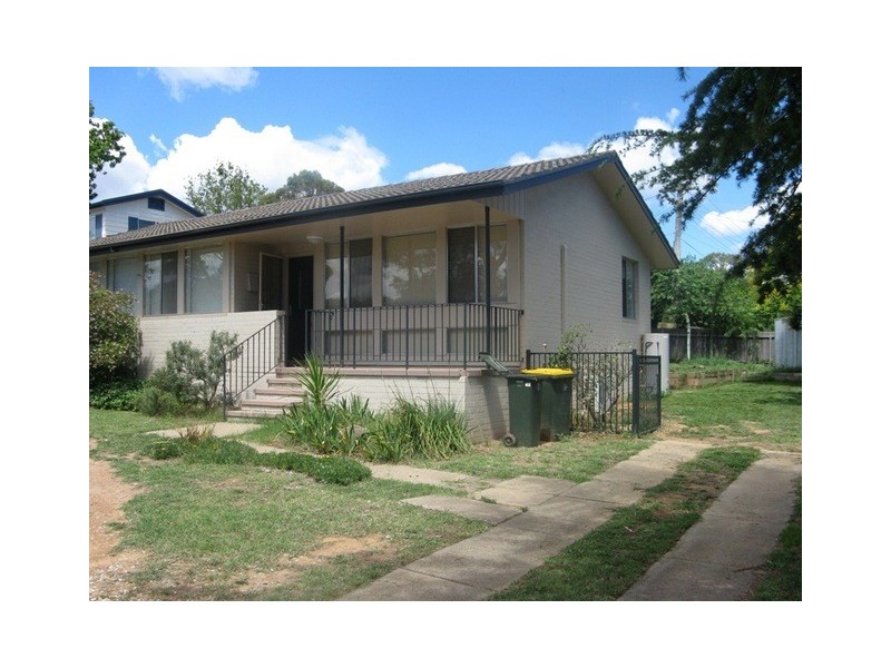 52 Halford Crescent, Page ACT 2614