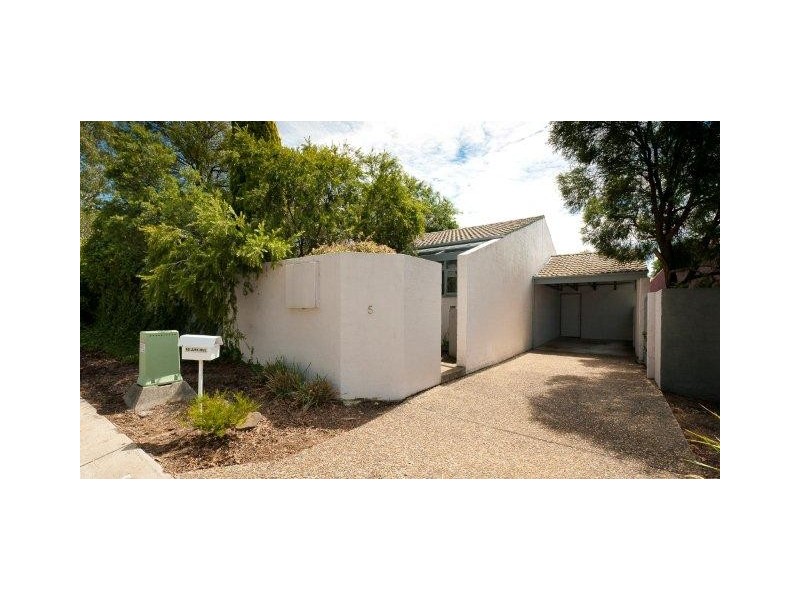 5 Fenwick Place, Belconnen ACT 2617