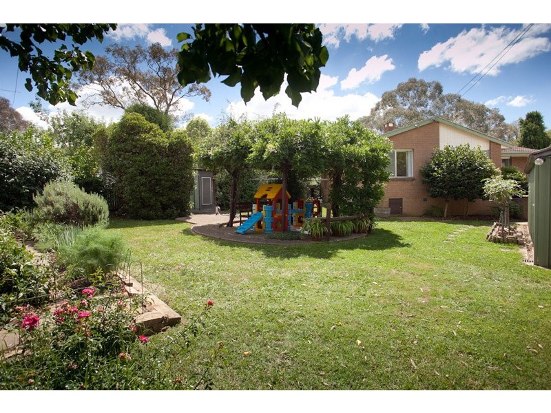 16 Brooks Street, Macquarie ACT 2614