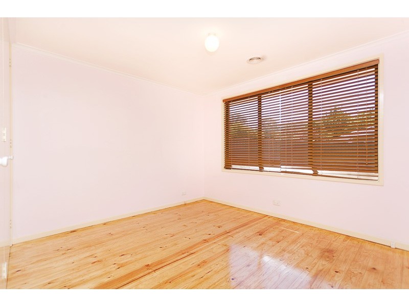 28 Harrington Circuit, Kambah ACT 2902