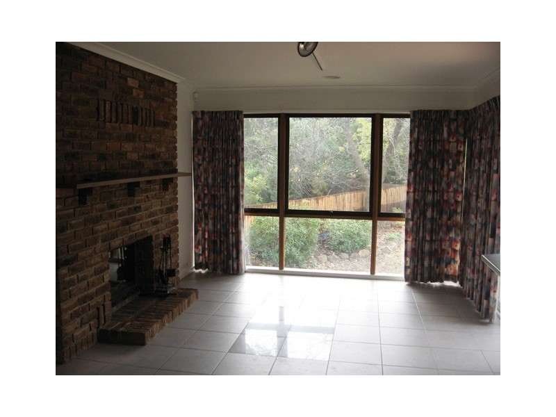 1 Line Place, Weetangera ACT 2614
