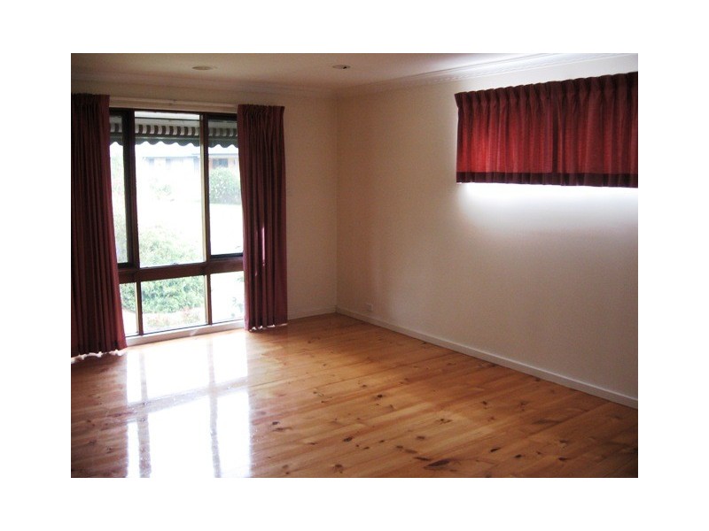 1 Line Place, Weetangera ACT 2614
